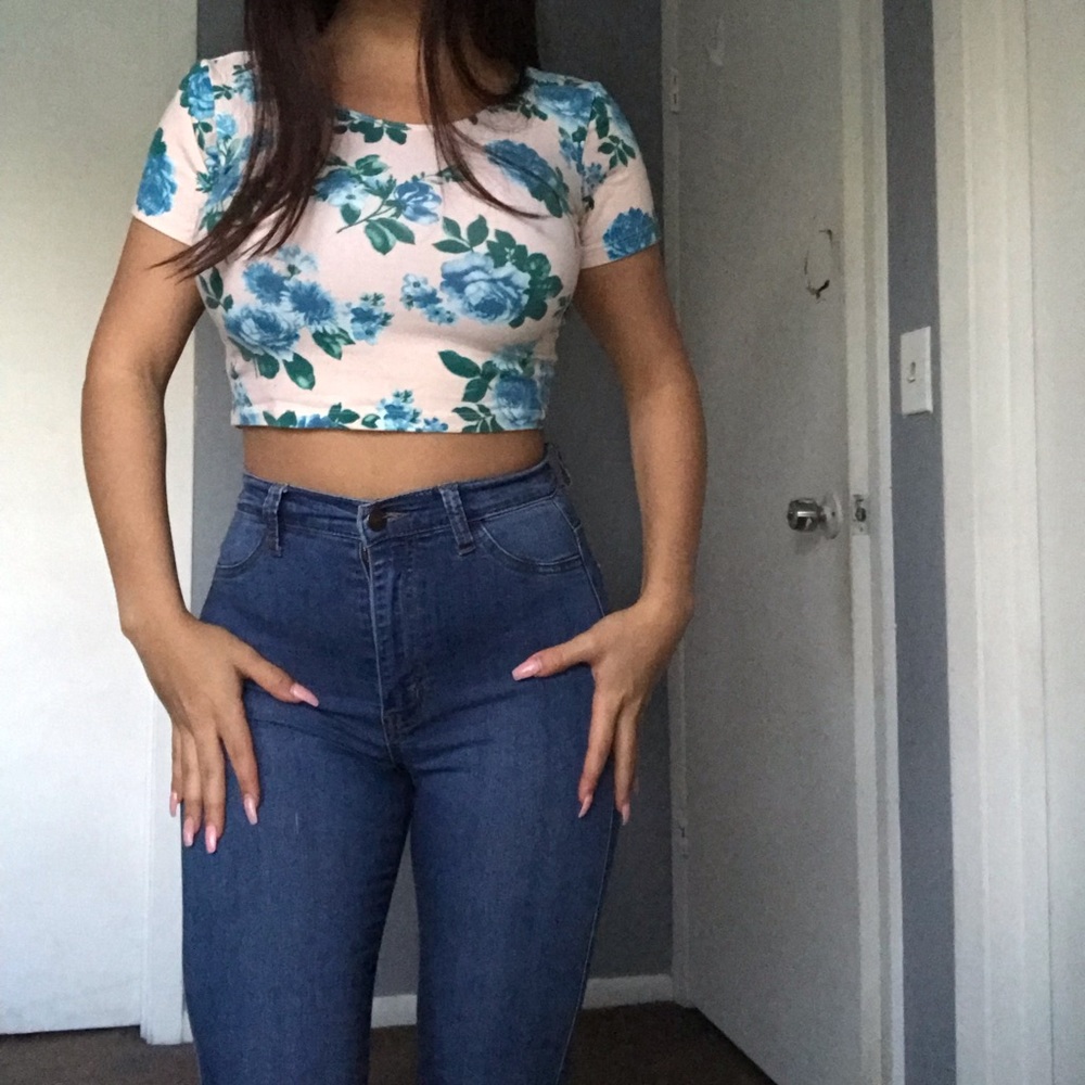 American Apparel Cropped Graphic Tee